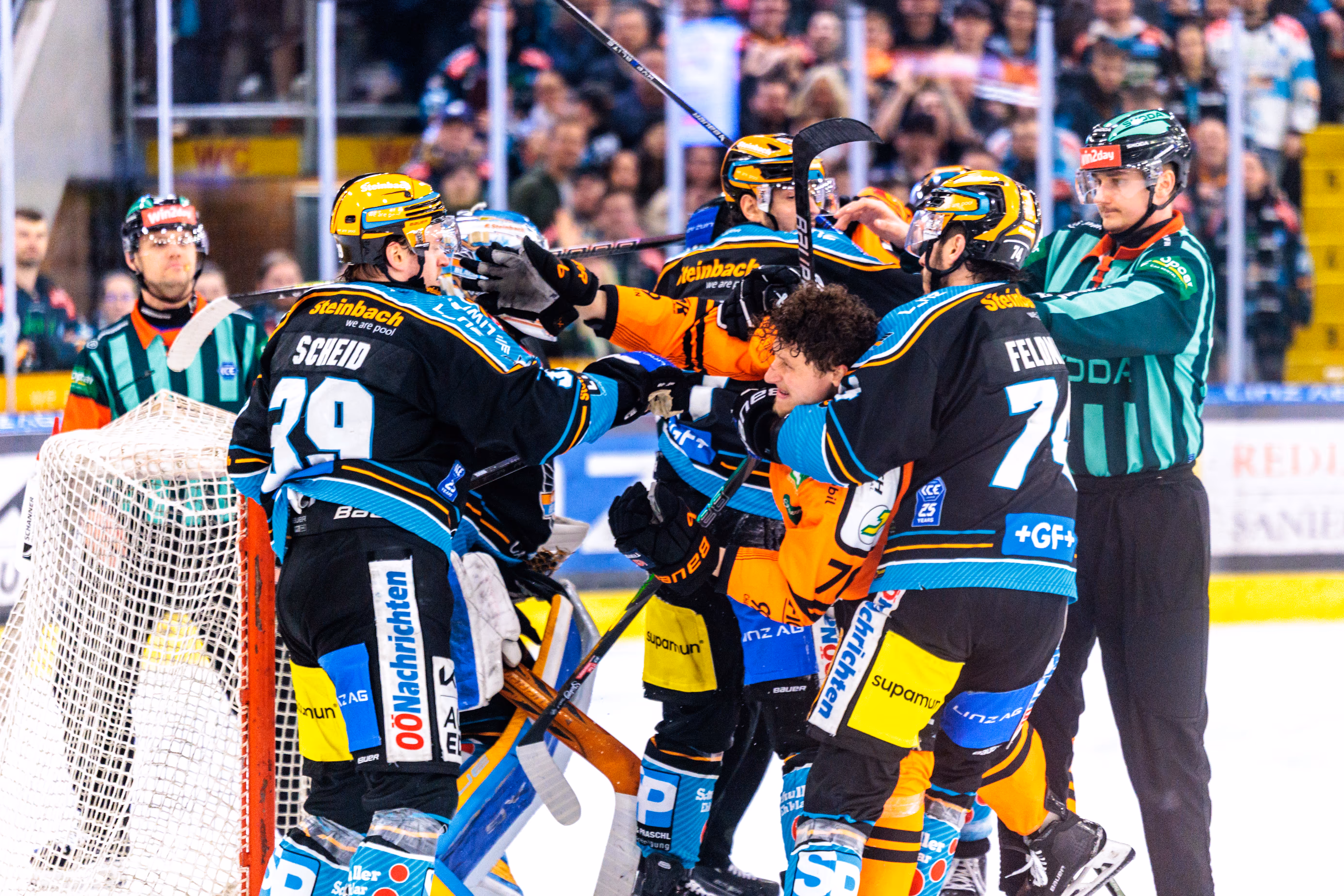 Playoff Viertelfinale 5. Spiel: Black Wings vs Grazer 99er