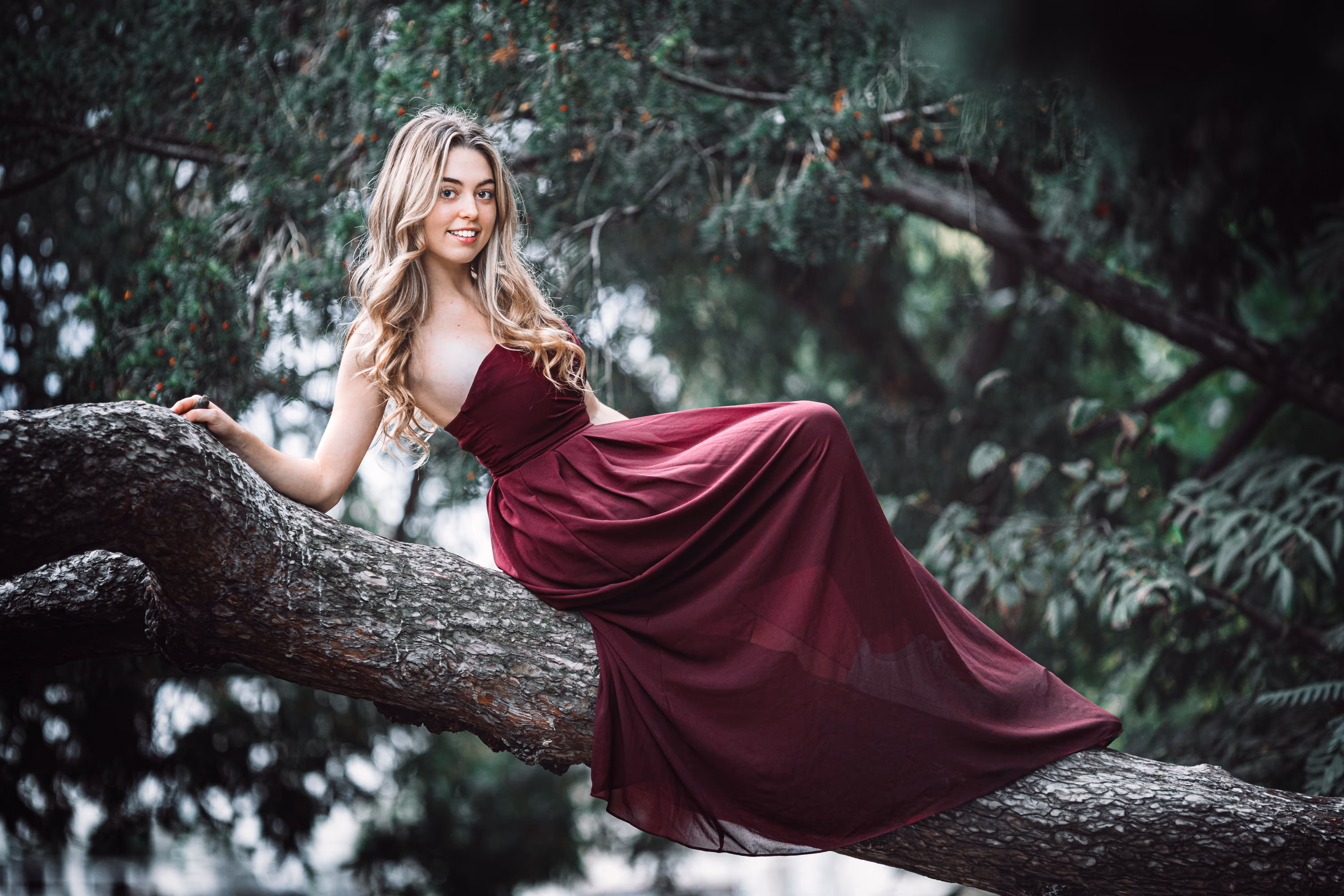 Der Look entsteht im Detail: Valentinas Porträt-Shooting im Stadtpark